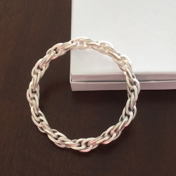 Jewelry - Twisted Matte Silver Bangle
